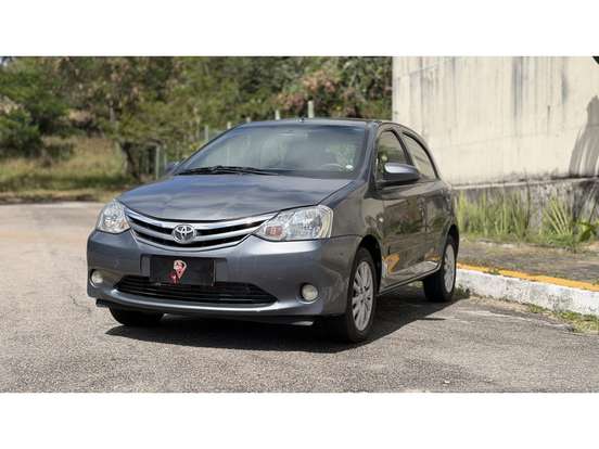 TOYOTA-ETIOS-1.5 XLS 16V FLEX 4P MANUAL TOYOTA-ETIOS-2014