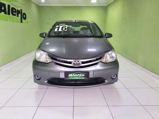 TOYOTA-ETIOS-2016