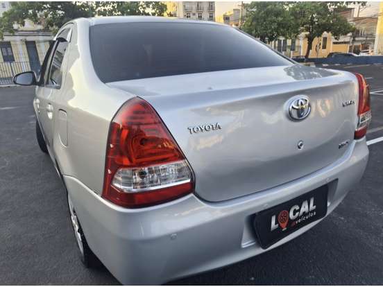 TOYOTA-ETIOS-1.5 XS SEDAN 16V FLEX 4P AUTOMÁTICO TOYOTA-ETIOS-2016