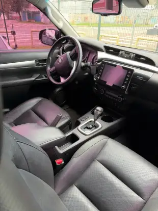 TOYOTA-HILUX-2.8 D-4D TURBO DIESEL CD SRV 4X4 AUTOMÁTICO TOYOTA-HILUX-2021
