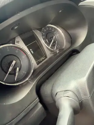 TOYOTA-HILUX-2021