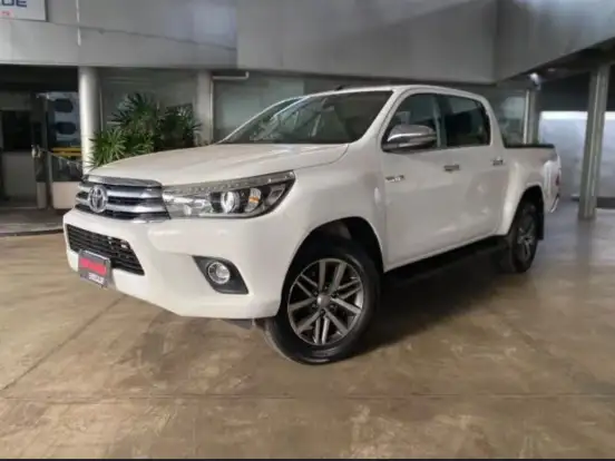 TOYOTA-HILUX-2.8 SRX 4X4 CD 16V DIESEL 4P AUTOMÁTICO TOYOTA-HILUX-2018