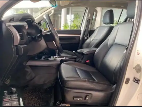 TOYOTA-HILUX-2018