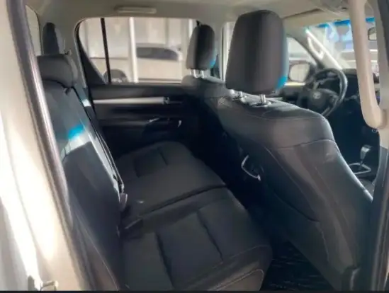 TOYOTA-HILUX-2018