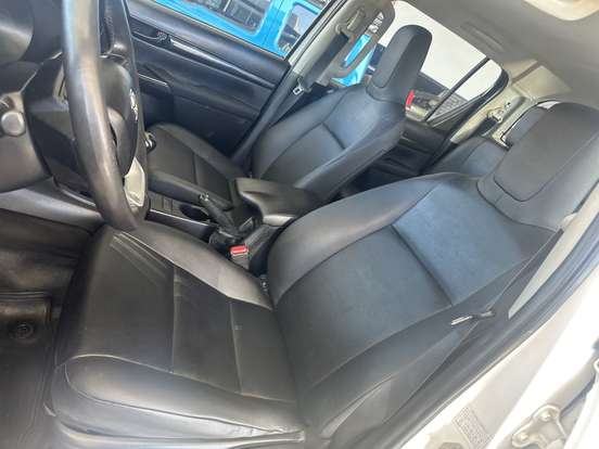 TOYOTA-HILUX-2.8 POWER PACK 4X4 CD 16V DIESEL 4P MANUAL TOYOTA-HILUX-2019