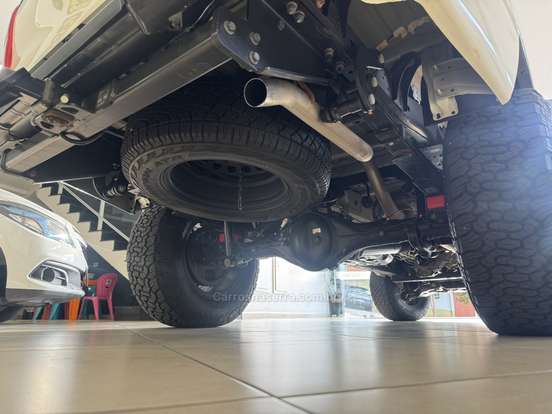 TOYOTA-HILUX-2017