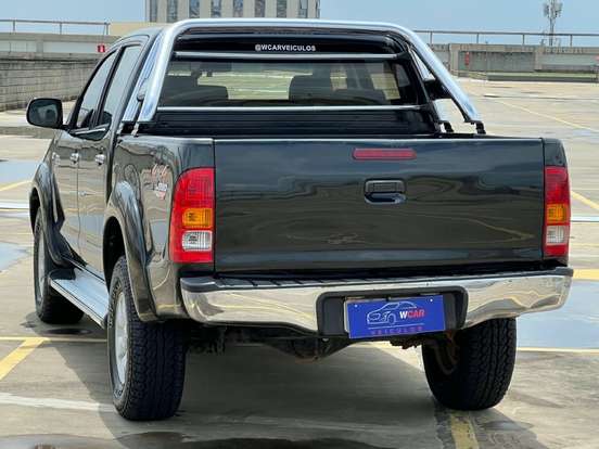 TOYOTA-HILUX-3.0 SRV 4X4 CD 16V TURBO INTERCOOLER DIESEL 4P AUTOMÁTICO TOYOTA-HILUX-2006