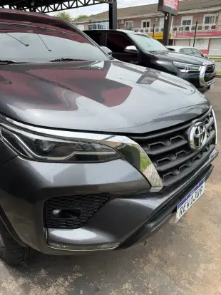 TOYOTA-HILUX SW4-2021