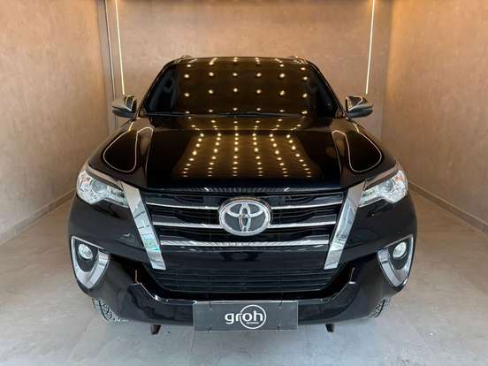 TOYOTA-HILUX SW4-2.7 SR 4X2 16V FLEX 4P AUTOMÁTICO TOYOTA-HILUX SW4-2017