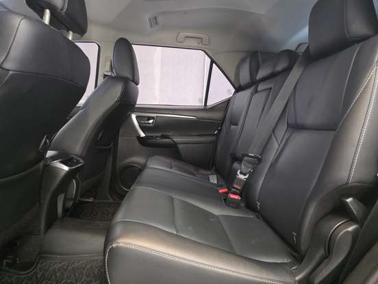 TOYOTA-HILUX SW4-2021
