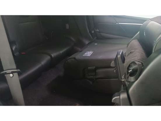 TOYOTA-HILUX SW4-2024