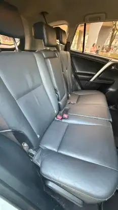 TOYOTA-RAV4-2015