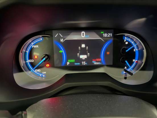 TOYOTA-RAV4-2025