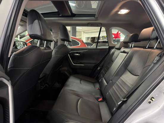 TOYOTA-RAV4-2025