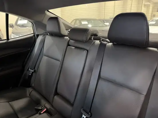 TOYOTA-YARIS-2021