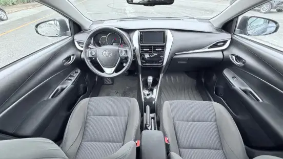 TOYOTA-YARIS-2018