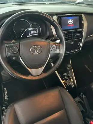 TOYOTA-YARIS-2018