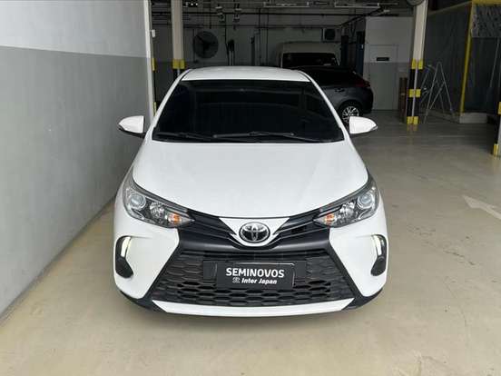 TOYOTA-YARIS-1.5 16V FLEX SEDAN XS MULTIDRIVE TOYOTA-YARIS-2024