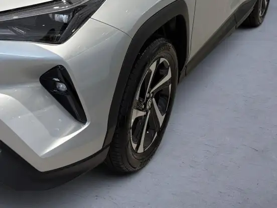 TOYOTA-YARIS CROSS-2026