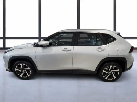 TOYOTA-YARIS CROSS-2026