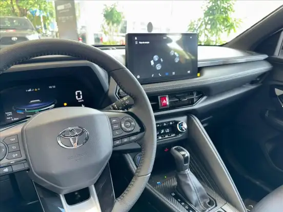 TOYOTA-YARIS CROSS-2026