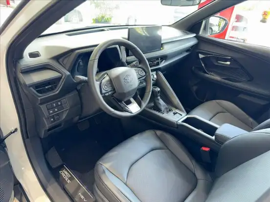 TOYOTA-YARIS CROSS-2026
