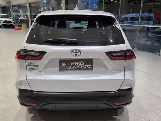 TOYOTA-YARIS CROSS-2026