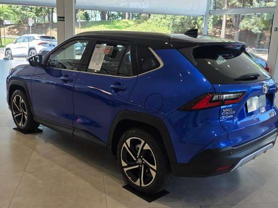 TOYOTA-YARIS CROSS-2026