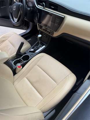 TOYOTA-COROLLA-2019