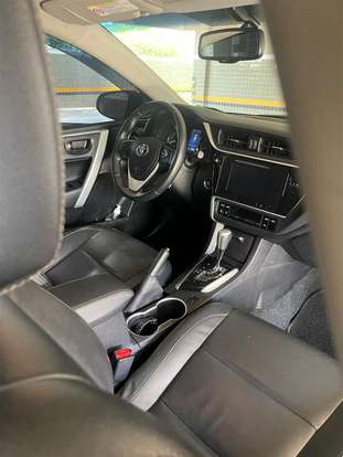 TOYOTA-COROLLA-2018