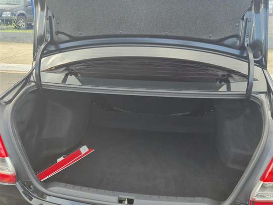 TOYOTA-ETIOS-1.5 XLS SEDAN 16V FLEX 4P MANUAL TOYOTA-ETIOS-2015