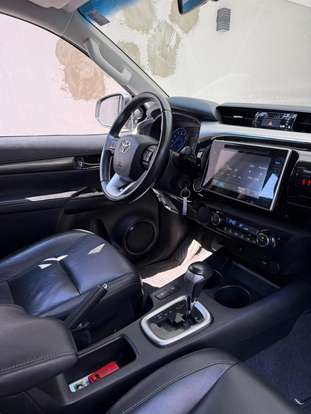 TOYOTA-HILUX-2.7 SRV 4X2 CD 16V FLEX 4P AUTOMÁTICO TOYOTA-HILUX-2017
