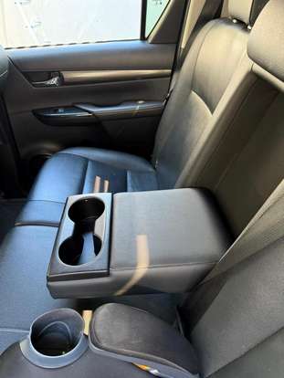 TOYOTA-HILUX-2.7 SRV 4X2 CD 16V FLEX 4P AUTOMÁTICO TOYOTA-HILUX-2017
