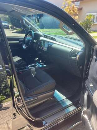 TOYOTA-HILUX-2024