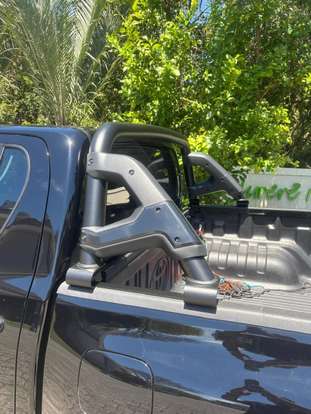 TOYOTA-HILUX-2024