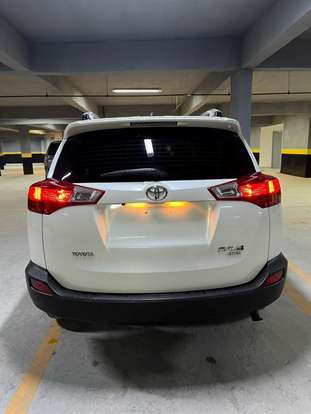 TOYOTA-RAV4-2013