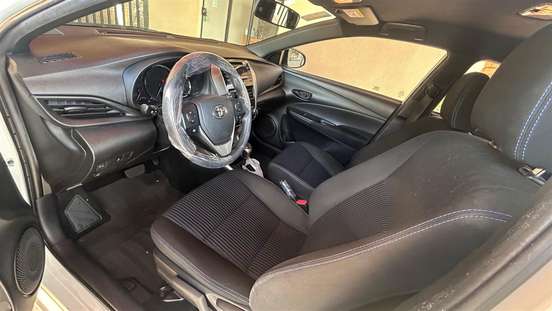 TOYOTA-YARIS-1.3 16V FLEX XL MULTIDRIVE TOYOTA-YARIS-2019