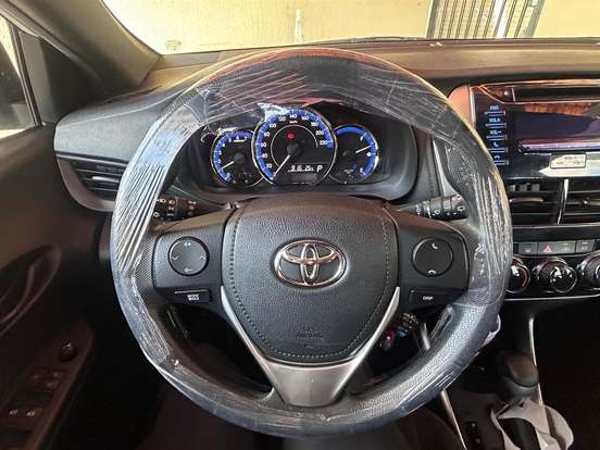 TOYOTA-YARIS-1.3 16V FLEX XL MULTIDRIVE TOYOTA-YARIS-2019