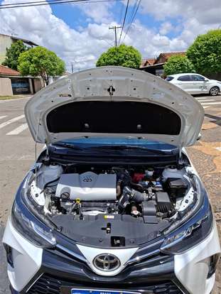 TOYOTA-YARIS-2023