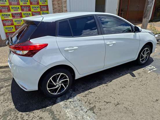 TOYOTA-YARIS-1.5 16V FLEX XLS MULTIDRIVE TOYOTA-YARIS-2023