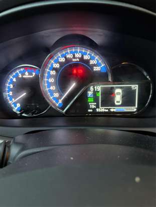 TOYOTA-YARIS-2024