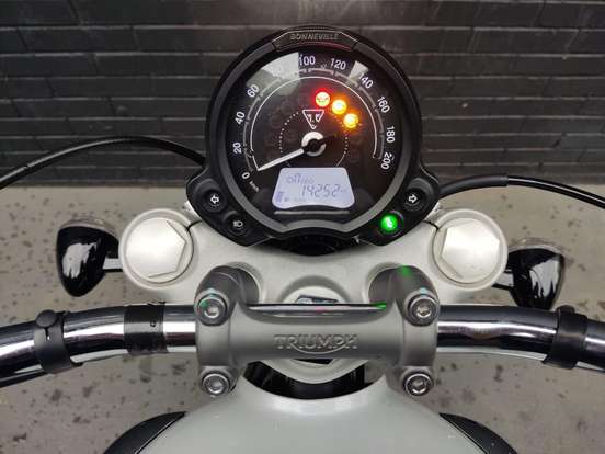 TRIUMPH-BONNEVILLE SPEEDMASTER TRIUMPH-BONNEVILLE SPEEDMASTER-2024