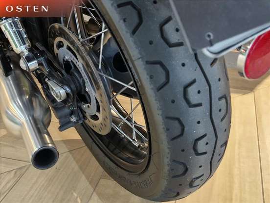 TRIUMPH-BONNEVILLE T100 900-2023