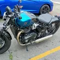 TRIUMPH BONNEVILLE BOBBER 1200 TRIUMPH BONNEVILLE BOBBER 1200
