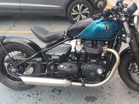 TRIUMPH-BONNEVILLE BOBBER 1200 TRIUMPH-BONNEVILLE BOBBER 1200-2026