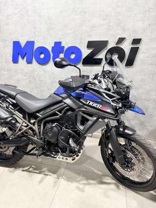 TRIUMPH-TIGER 800 XCX-2017