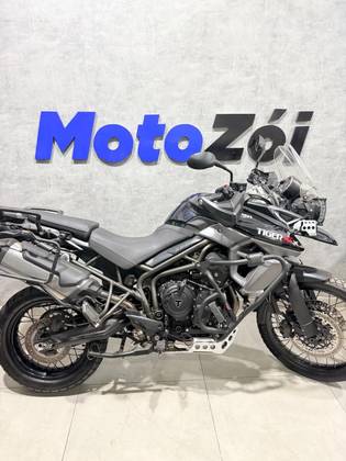 TRIUMPH TIGER 800 XCX 