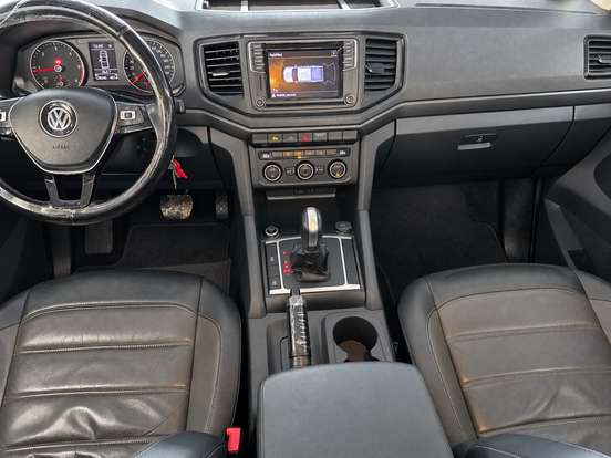 VOLKSWAGEN-AMAROK-2019