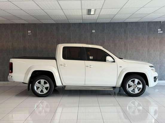 VOLKSWAGEN-AMAROK-2018