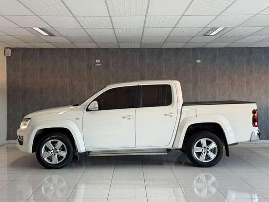 VOLKSWAGEN-AMAROK-2018